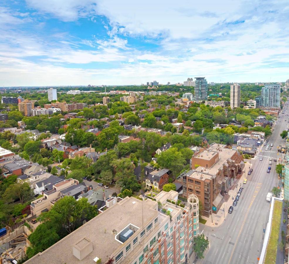 Luxury 2-Bedroom Apartment In Yorkville With The Best City View In Downtown Toronto Zewnętrze zdjęcie